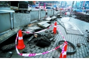 重庆一下水道爆炸   系燃气管道漏气所致