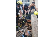 温州一家庭作坊爆炸事故致13人死14人伤[组图]