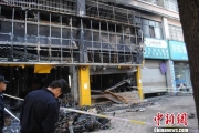 江西上饶一家商铺深夜发生火灾致3死1伤