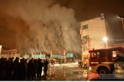 上海一农产品市场发生火灾事故致6死10余伤