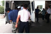 山东青岛两装修工人施工时触电 致一死一伤