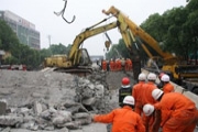 湖南长株潭城际铁路一工地发生坍塌事故 3工人被混凝土掩埋