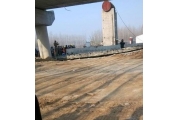 河南信阳发生在建桥梁坍塌事故 致2死3伤