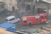 沈阳一工地发生房屋坍塌  致1工人遭掩埋