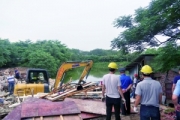 环保督查组进广东 花都当天清拆违规养猪场